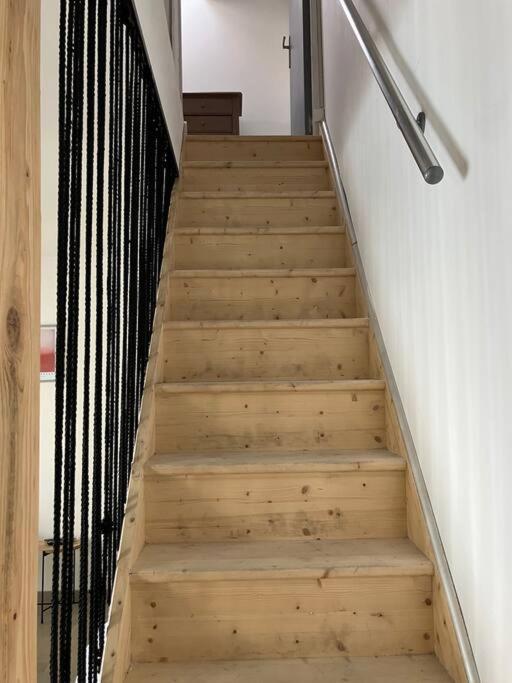 Appartement T4 Terrasse Et Vue Istres Exterior photo