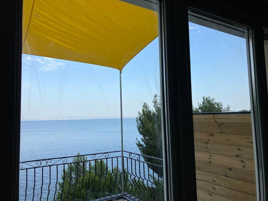 Appartement T4 Terrasse Et Vue Istres Exterior photo