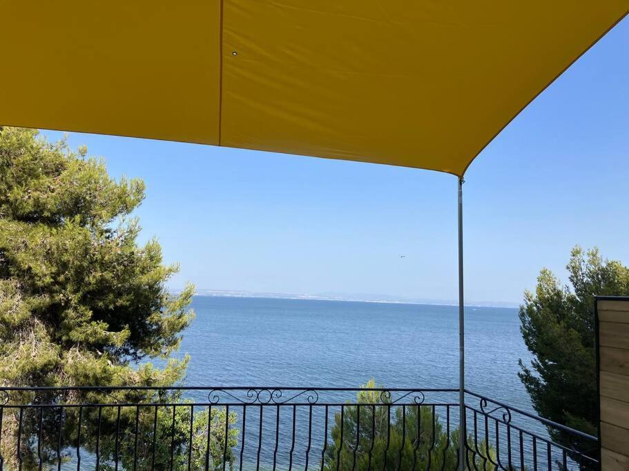 Appartement T4 Terrasse Et Vue Istres Exterior photo